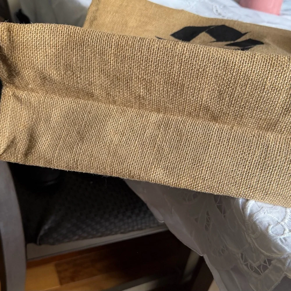 NYC SOHO VILLAGE wear skyline graphic burlap tote